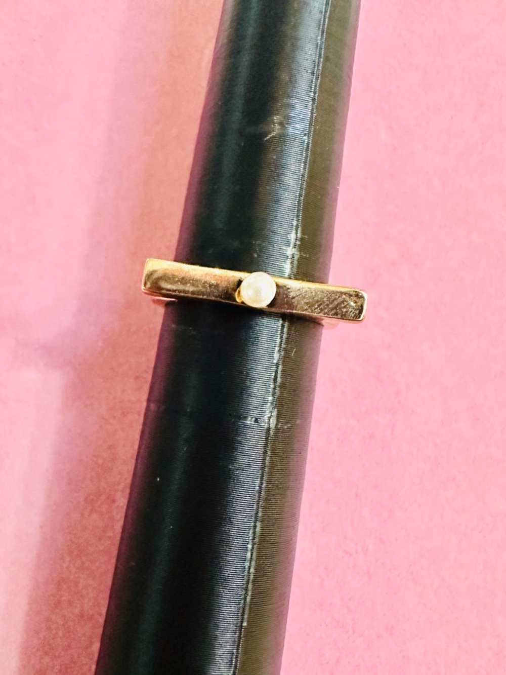 Gold Tone Minimalist Pearl Bar Ring Size 7 ✨ NWOT